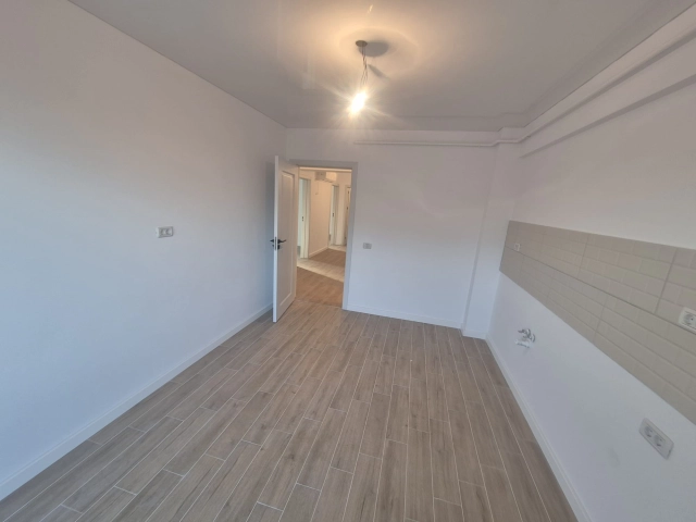 Apartament 3 camere - Nicolina