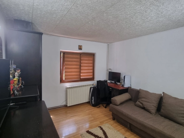 Apartament 4 camere - Nicolina