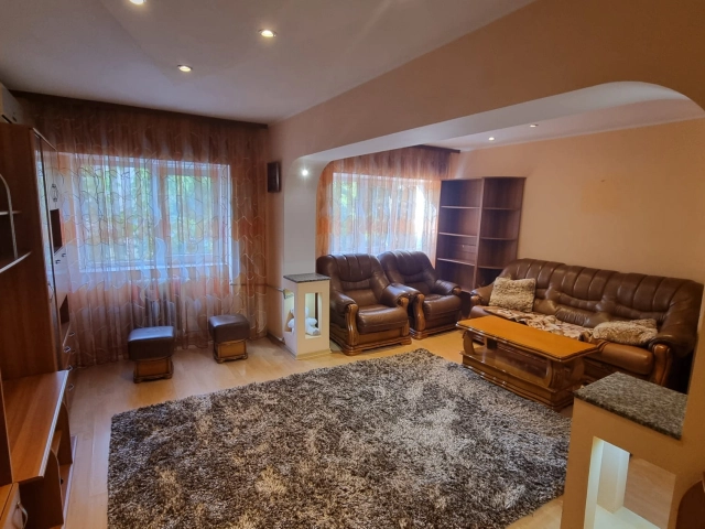 Apartament 3 camere - Nicolina