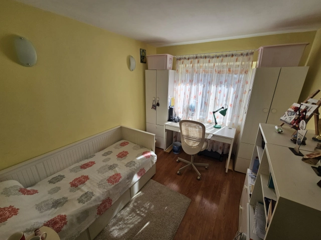 Apartament 3 camere - Nicolina
