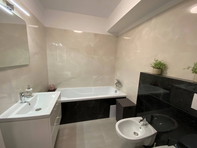 Apartament 4 camere - CUG