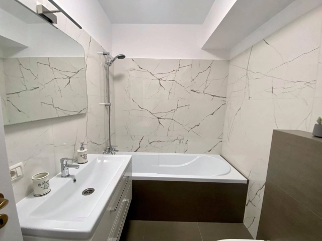 Apartament 4 camere - CUG