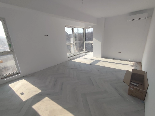 Apartament 3 camere - Nicolina